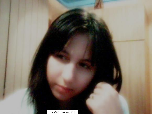 poze mda...nu`s prea fotogenica ....dar asta e...&nbsp;
